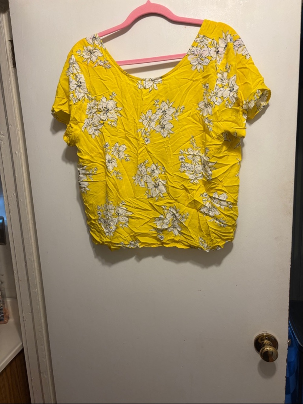 Abercrombie & Fitch Yellow Floral Short Sleeve Blouse
